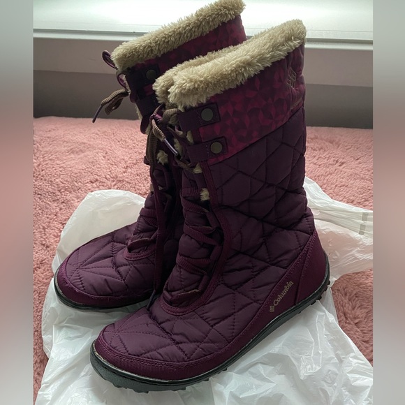 Columbia lined and waterproof winter boots - Picture 3 of 10